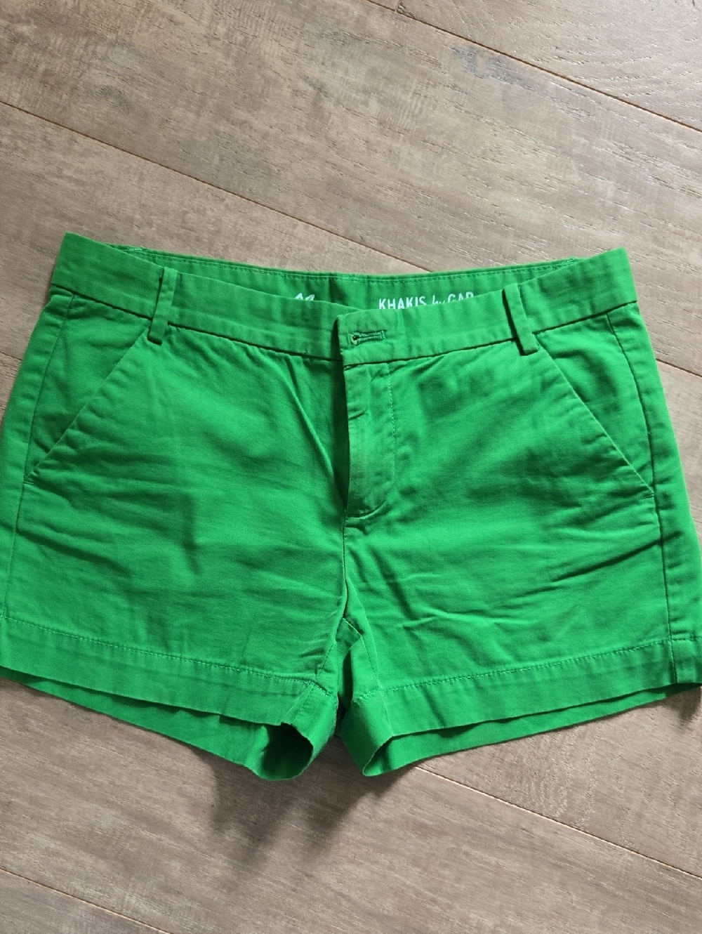 Gap Sunkissed Khakis Green Shorts
